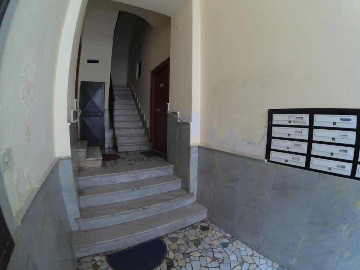 Casa Basile 15 Bed & Breakfast Naples Exterior photo