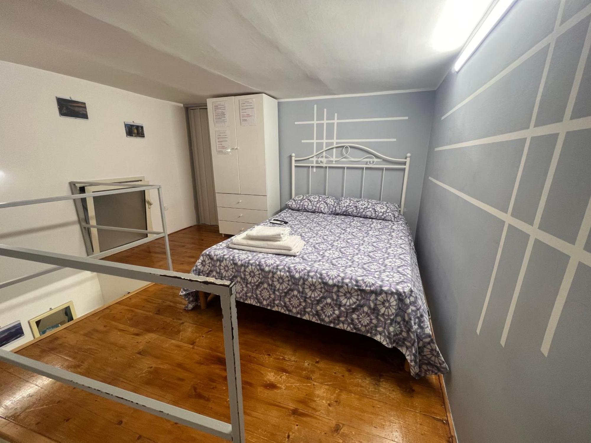 Casa Basile 15 Bed & Breakfast Naples Exterior photo